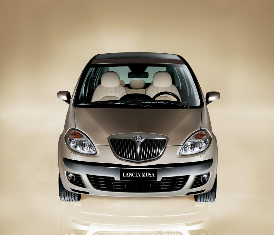  Lancia Musa (350) 2004 года  (фото 73 из 79)